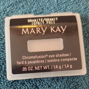 Mary Kay Chromafusion Eye Shadow in Granite
